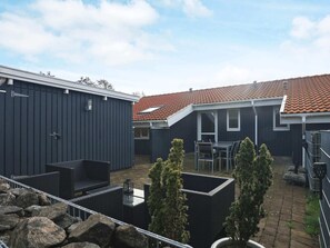 บ้านพัก | รับประทานอาหารกลางแจ้ง