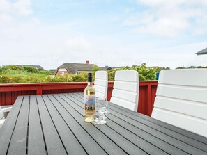 House | Outdoor dining - 6 Person Holiday Home in Hvide Sande (Hvide Sande)
