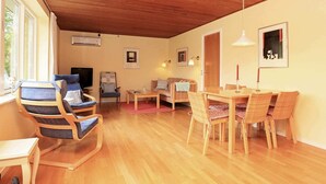 Unclassified image, 4 of 22, button - 4 Person Holiday Home in Dannemare (Dannemare)