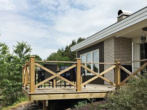 Exterior - 6 Person Holiday Home in Hjälteby (Hjaelteby)