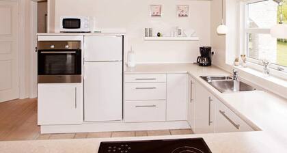 6 Person Holiday Home in Hemmet