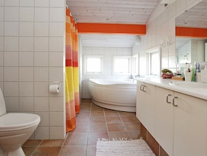 Bathroom - Magnificent Holiday Home in Tranekær With Sauna (Tranekaer)