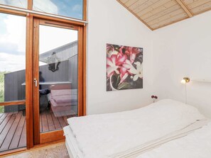 4 bedrooms