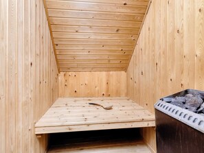 Sauna - 8 Person Holiday Home in Blavand (Blavand)