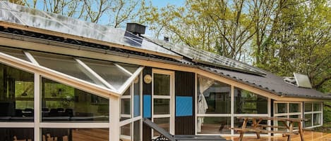 บ้านพัก | รับประทานอาหารกลางแจ้ง