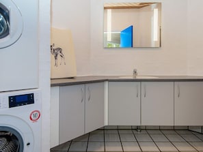 Unclassified image, 2 of 49, button - 5 Star Holiday Home in Glesborg (Glesborg)