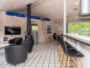Unclassified image, 2 of 26, button - 5 Star Holiday Home in Glesborg (Glesborg)