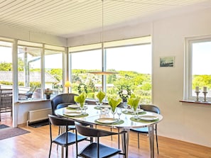 House | Dining