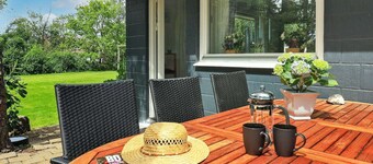 6 Person Holiday Home in Millinge