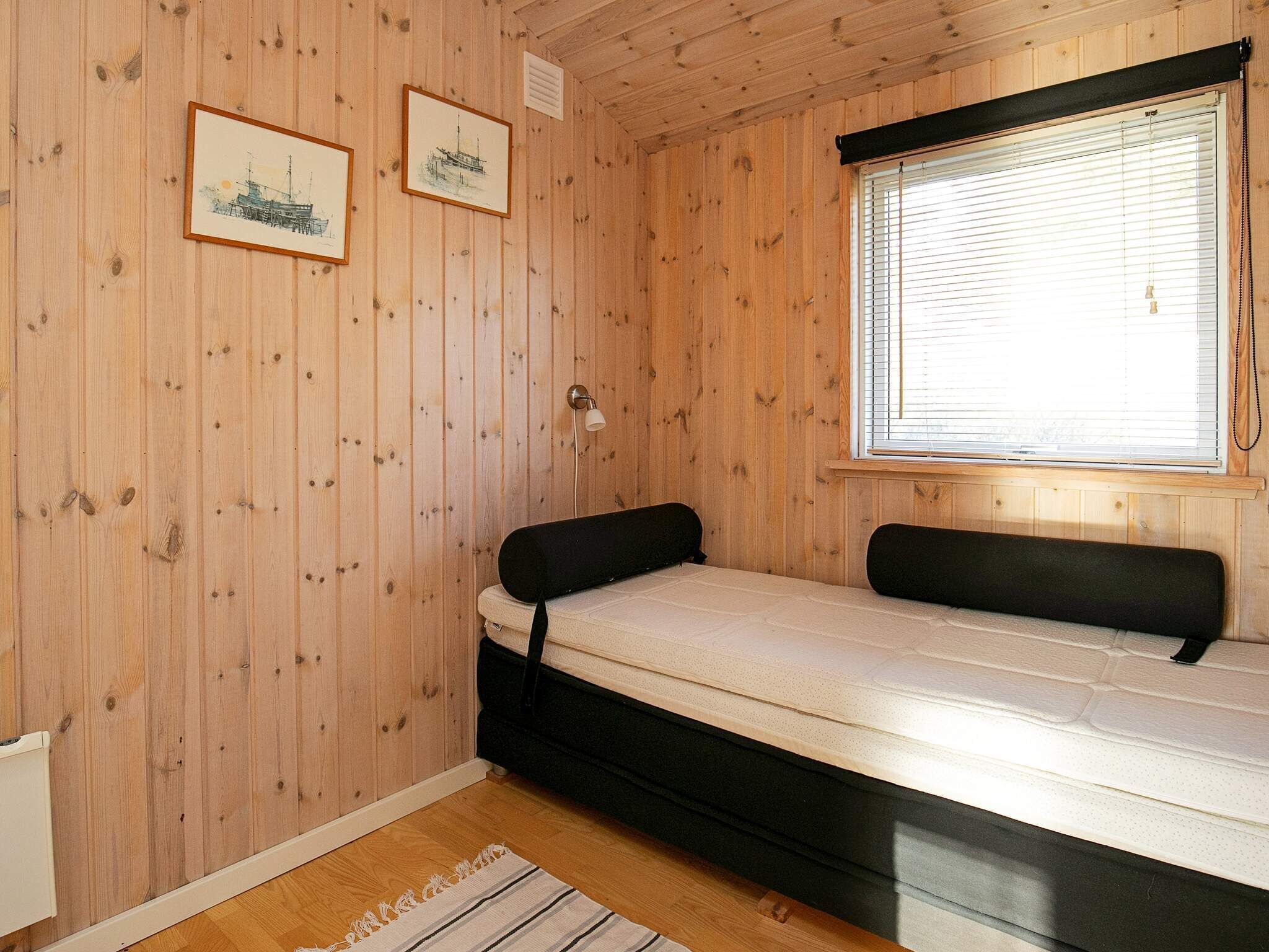 3 Schlafzimmer, Babybetten