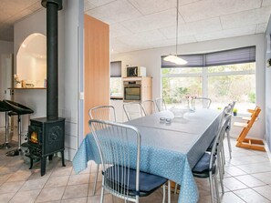 Dining - Spacious Holiday Home in Humble near Beach (Sydlangeland)