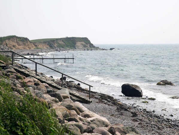 House | Beach | Fishing