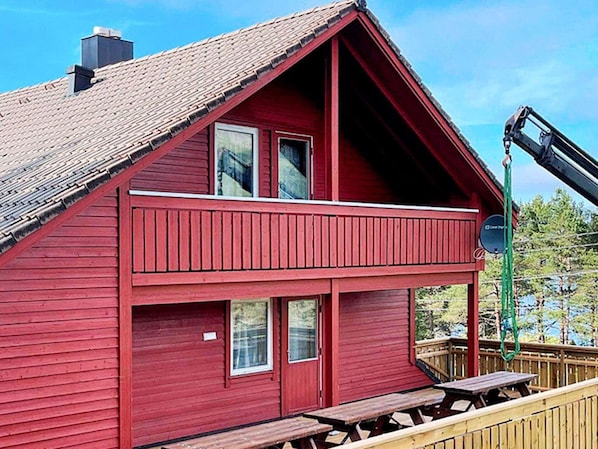 House | Exterior