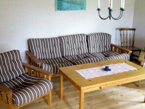 Living room - 4 Person Holiday Home in Bengtsfors (Bengtsfors)