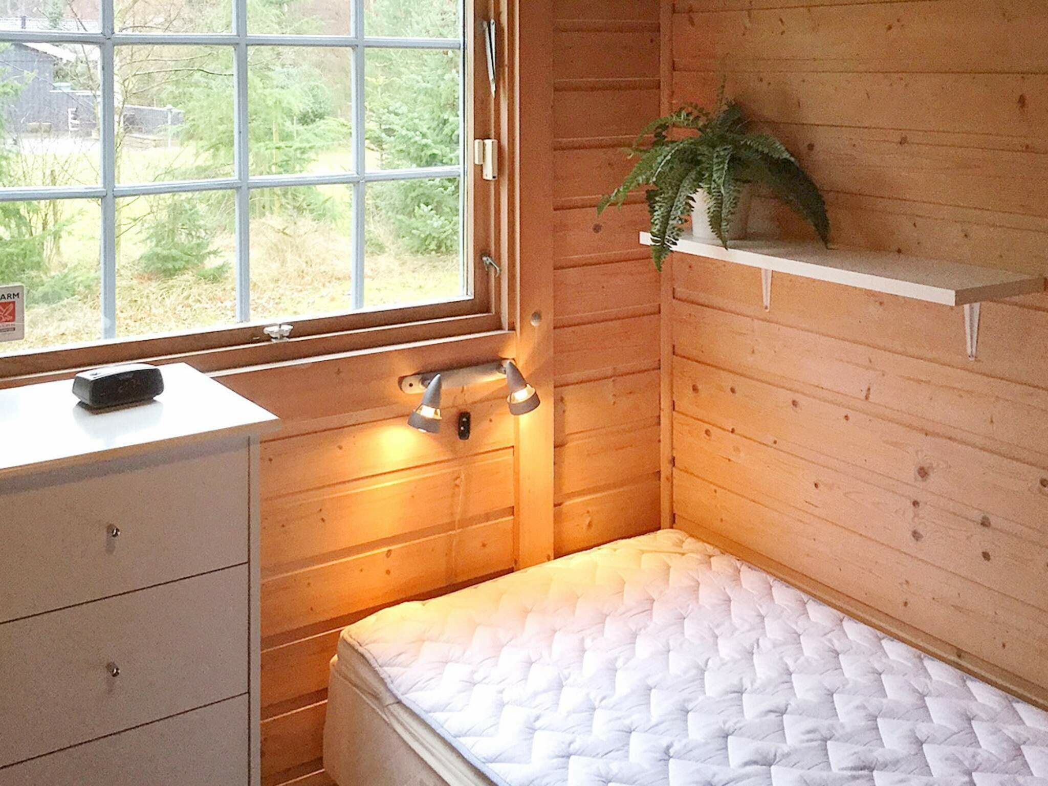 2 Schlafzimmer, Babybetten
