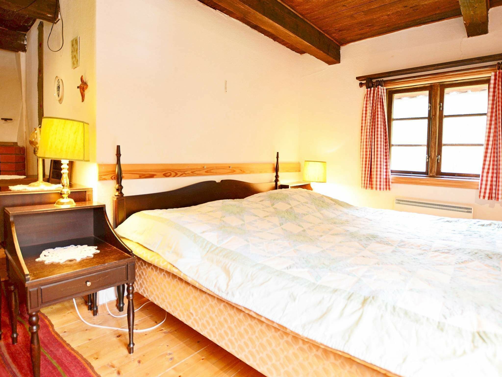 2 bedrooms