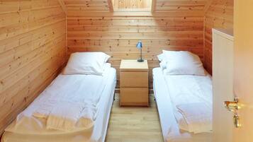 3 habitaciones y muebles diferentes