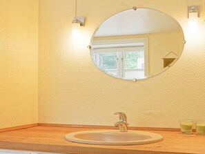 House | Bathroom - 6 Person Holiday Home in Svaneke-by Traum (Svaneke)