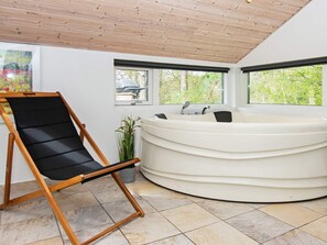 House | Spa treatment