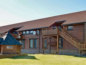 Exterior - Holiday Home in EidsvÃ¥g (Molde)