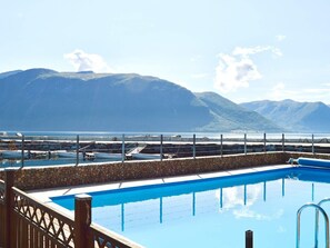 Hus | Basseng | Utendørsbasseng