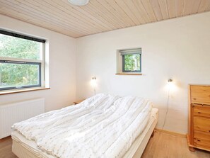 6 bedrooms - 12 Person Holiday Home in Hojslev-by Traum (Hojslev)