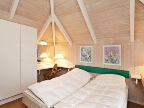 4 bedrooms