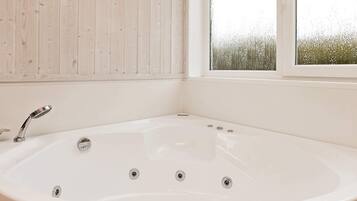 House | Spa treatment