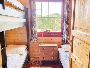 Casa | 3 quartos, individualmente mobiliados