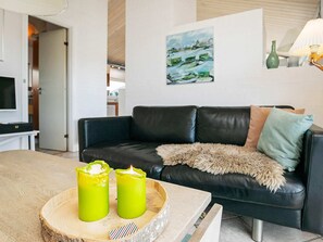 House | Living area - 8 Person Holiday Home in Pandrup (Pandrup)