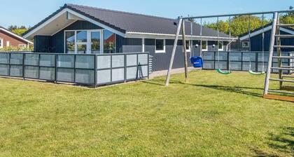 Relaxing Holiday Home in Hemmet With Barbecue