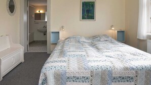 6 bedrooms - 14 Person Holiday Home in Aeroskobing (Aeroskobing)