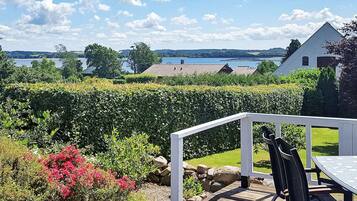 House | Lake view