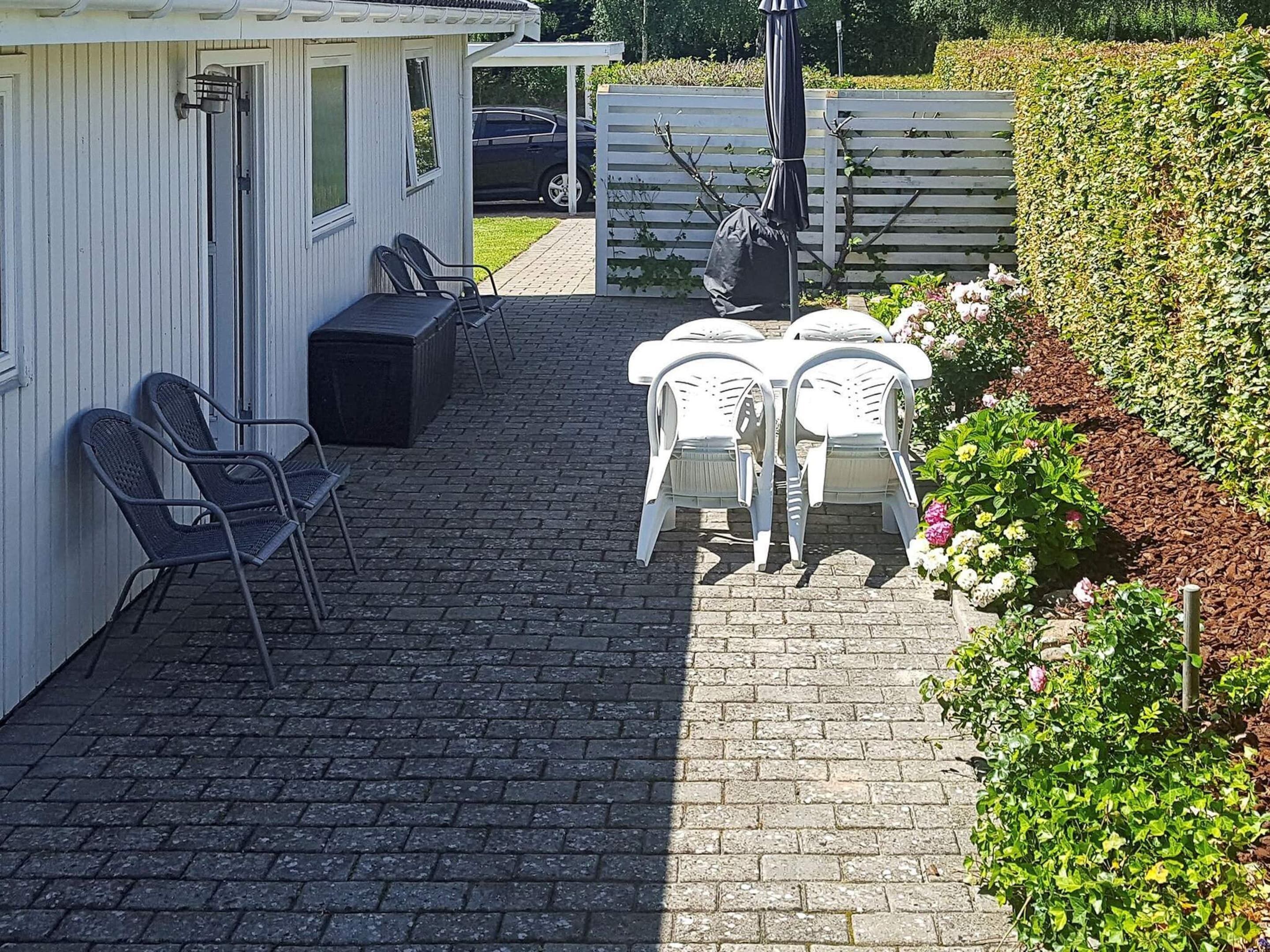 House | Outdoor dining