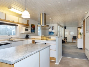 House | Private kitchen - 8 Person Holiday Home in Farso-by Traum (Farso)