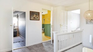 4 Schlafzimmer, individuell eingerichtet