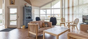 8 Person Holiday Home in Spottrup