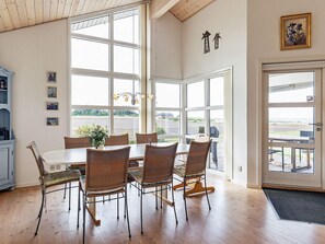 Unclassified image, 4 of 39, button - 5 Star Holiday Home in Spottrup (Spøttrup)