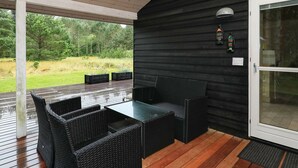 Balcony - Spacious Cottage in Albaek Jutland With Sauna (Aalbaek)