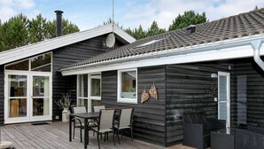 Exterior - Spacious Cottage in Albaek Jutland With Sauna (Aalbaek)