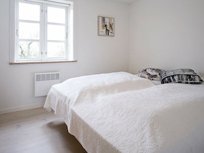 6 bedrooms