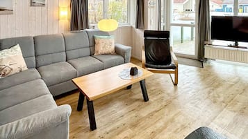 House | Living area | TV