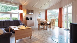 Unclassified image, 3 of 49, button - Holiday Home in GrÃ¶mmitz (Groemitz)