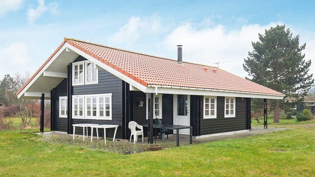 Exterior - Cozy Holiday Home in Kalundborg Denmark With Spa (Kalundborg)