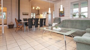 Living room - Cozy Holiday Home in Kalundborg Denmark With Spa (Kalundborg)