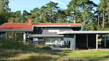 House | Bahagian luar