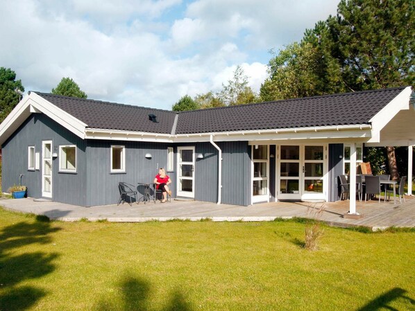 House | Exterior