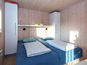 3 Schlafzimmer, Babybetten