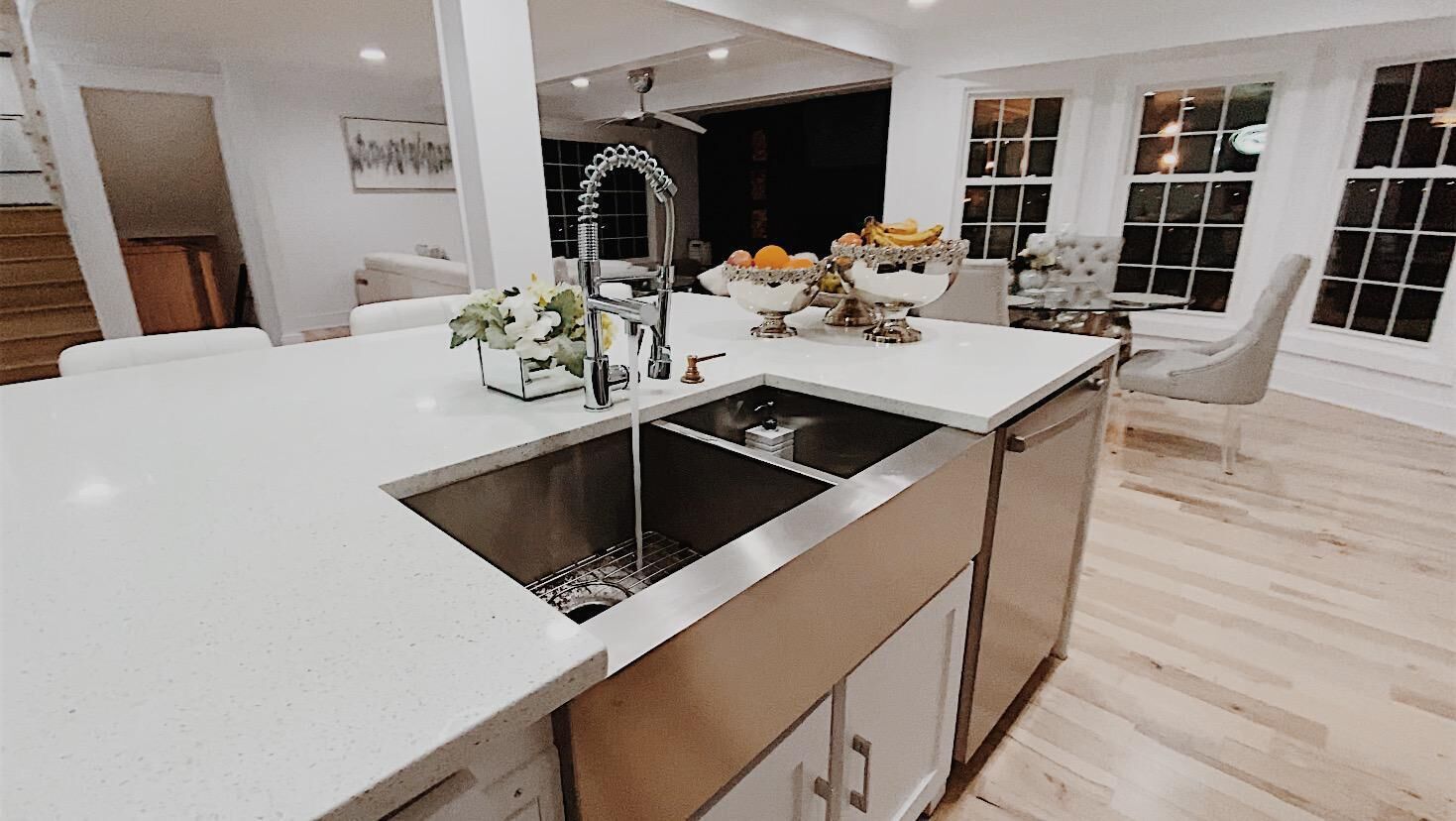 Incredible beautiful home! Great location close to KC