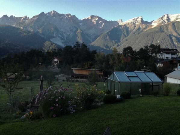 Property grounds - Apartment no. 2 for 4 persons - House Alexandra (Tobadill)